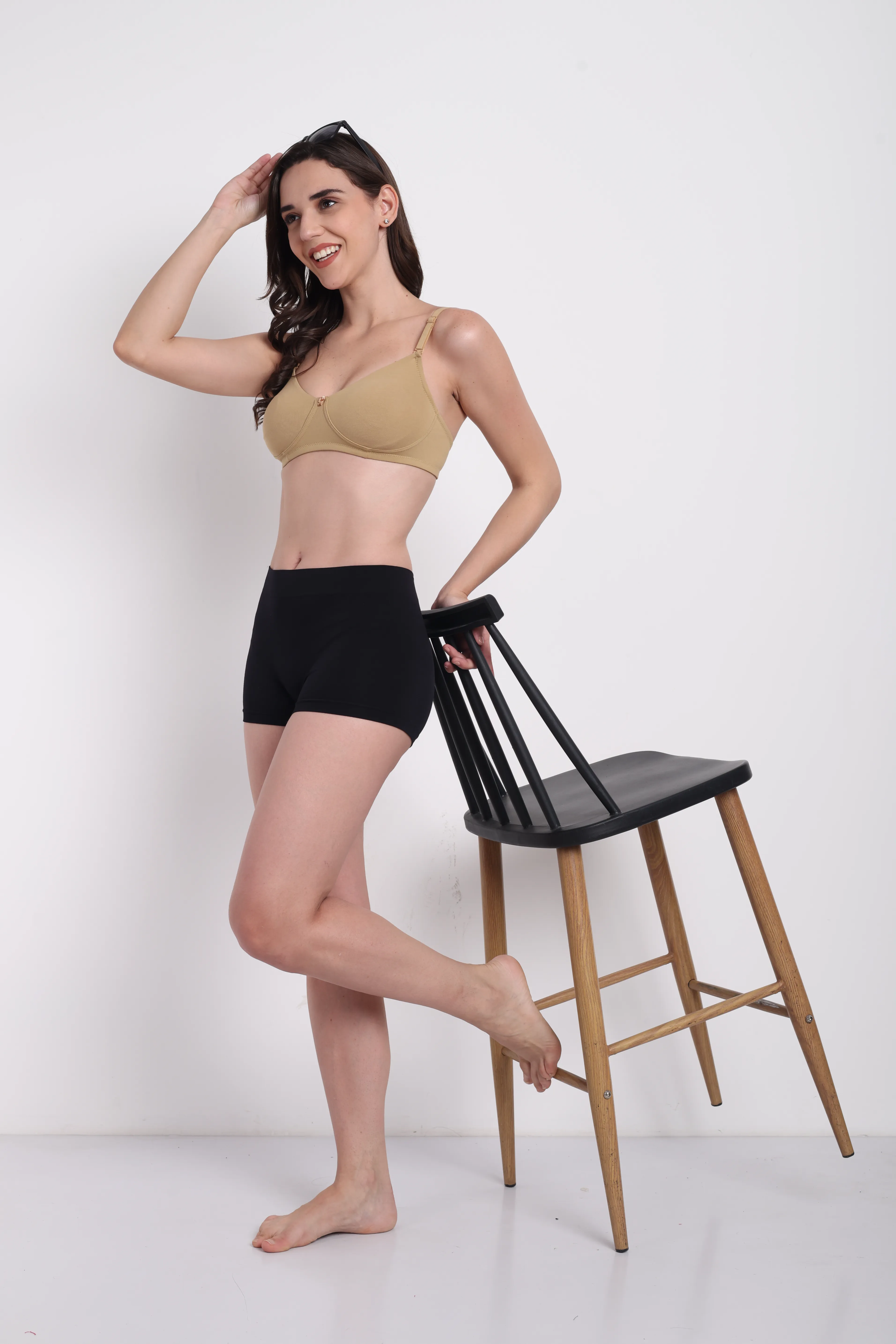 ecomm female shoot